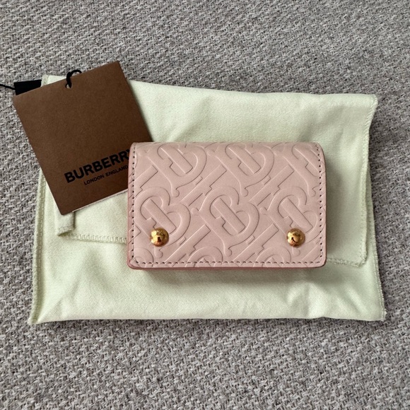 NWT! Burberry Jessie TB Embossed Monogram Card Holder in Rose Beige - Picture 1 of 16